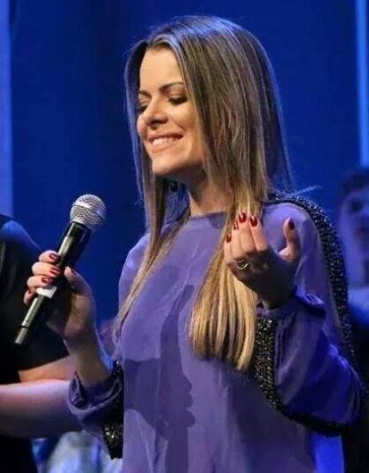 Foto de Diante do Trono 1