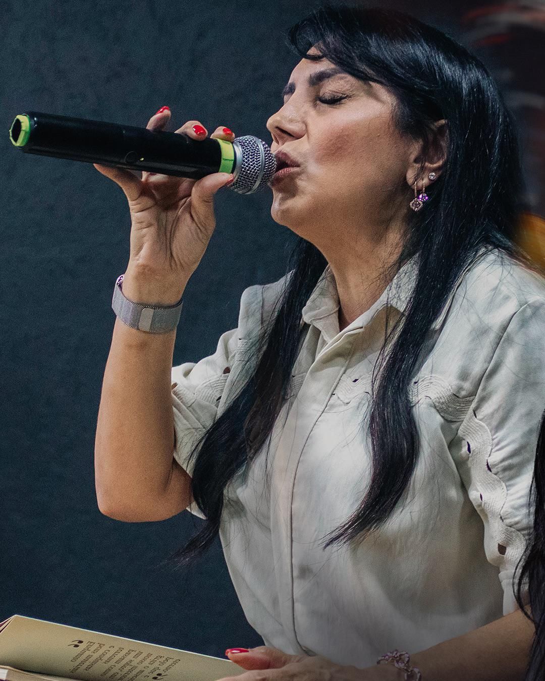 Foto de Eyshila 60